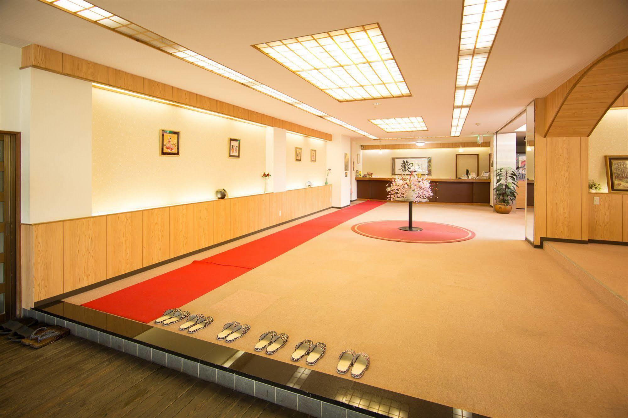 יאמאנאקאקו Oyo Hotel Mifuji מראה חיצוני תמונה